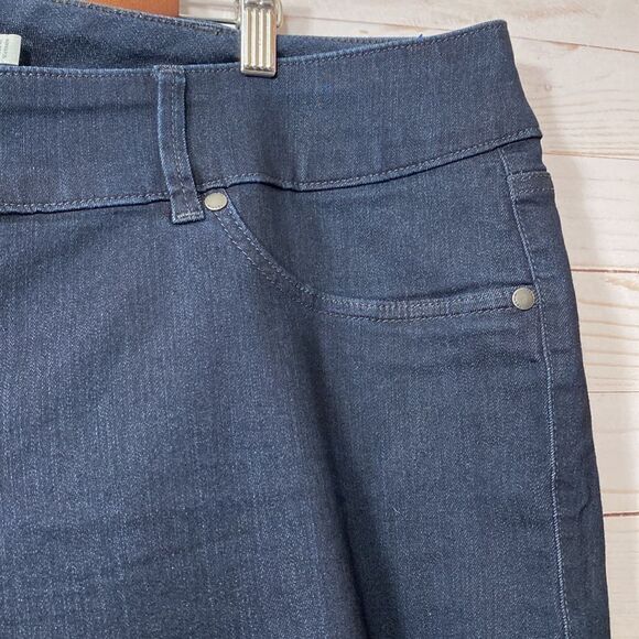 Torrid Jeggings Skinny Dark Wash Short Jeans - Picture 9 of 16